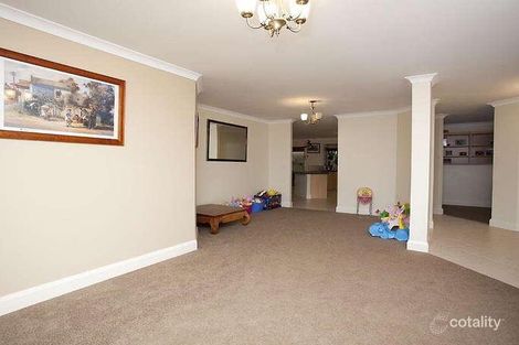 Property photo of 16 Woolger Ramble Baldivis WA 6171