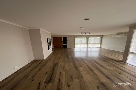 Property photo of 1/13 Ellam Court Meadow Heights VIC 3048