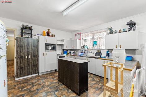 Property photo of 45 Llewellyn Street Centenary Heights QLD 4350