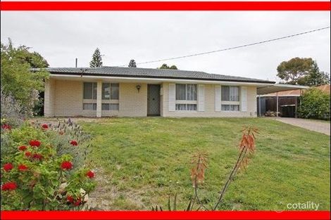 18a Maquire Rd, Hillarys, WA 6025