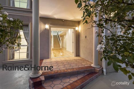 Property photo of 23 Clarendon Wynd Caroline Springs VIC 3023