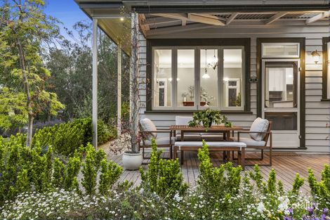 Property photo of 35 Cross Street Batesford VIC 3213