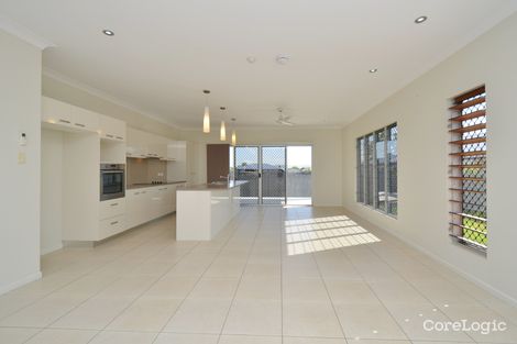 Property photo of 12 Rushtons Way Mount Louisa QLD 4814