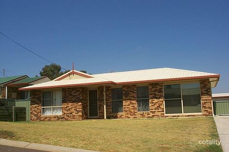 Property photo of 16 Giltrow Court Darling Heights QLD 4350