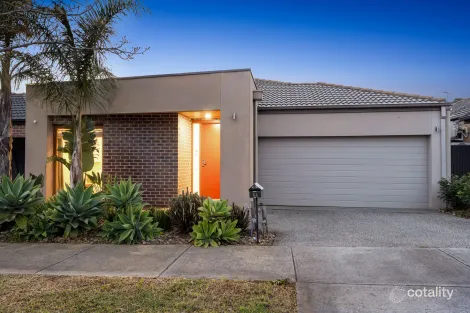 64 Oakgrove Dr, Craigieburn, VIC 3064