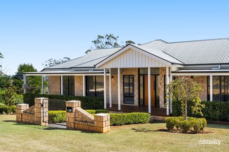 Property photo of 28 Panoramic Drive Preston QLD 4352