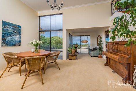 Property photo of 14 Mabena Place Ocean Reef WA 6027