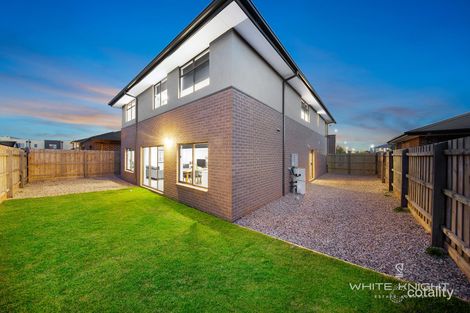 Property photo of 27 Cordhill Circuit Aintree VIC 3336