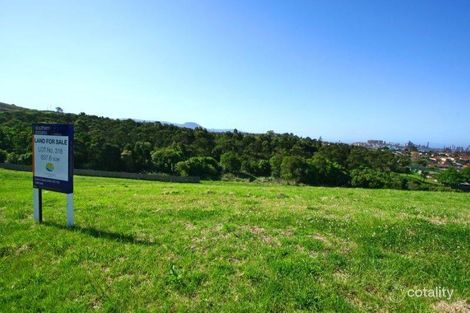 Property photo of 162 Shearwater Drive Lake Heights NSW 2502