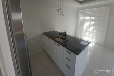 Property photo of 21/12 Loder Way South Guildford WA 6055