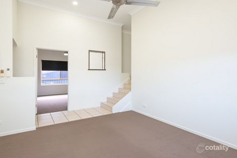 Property photo of 2 Napido Lane Pacific Pines QLD 4211