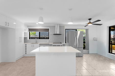 Property photo of 5 Sandalan Way Urangan QLD 4655