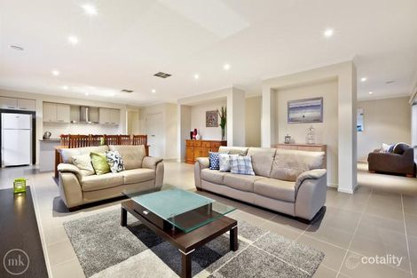 Property photo of 6 Sewell Way Doreen VIC 3754