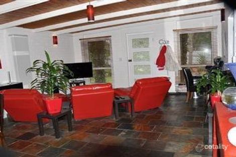 Property photo of 46 Harold Lea Way Hackham SA 5163
