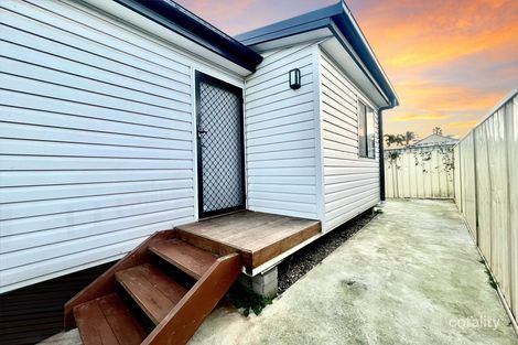 Property photo of 26 Othello Avenue Rosemeadow NSW 2560