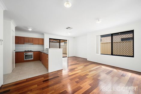 12 Waxberry Gdns, Canning Vale, WA 6155