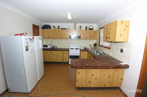 Property photo of 9/2 Cadonia Road Tuggerawong NSW 2259
