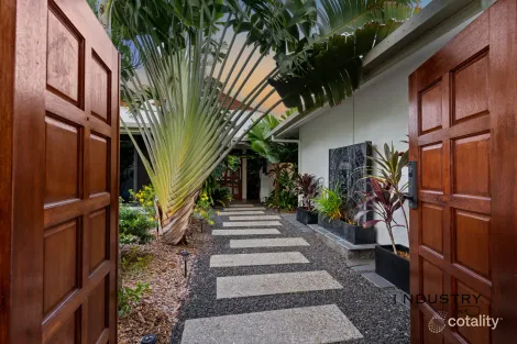 Property photo of 6/20 Blue Water Lane Trinity Beach QLD 4879