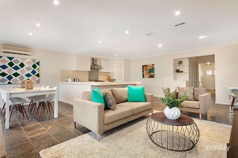 Property photo of 8 Somers Street Bentleigh VIC 3204