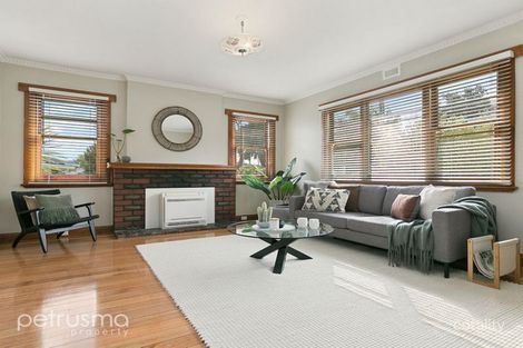 Property photo of 1/130 Gordons Hill Road Lindisfarne TAS 7015
