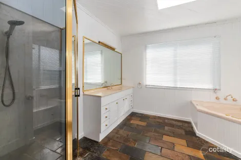 Property photo of 77 Ballarat Road Hamilton VIC 3300