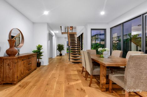 Property photo of 17 Melbourne Avenue Camp Hill QLD 4152