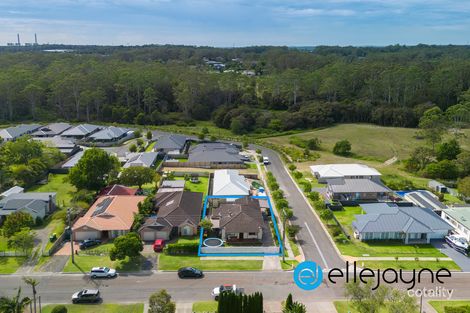17 Avondale Rd, Cooranbong, NSW 2265