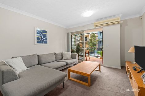Property photo of 2/95 Berry Street Spring Hill QLD 4000