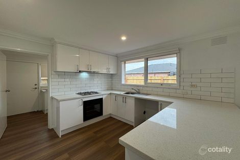 Property photo of 34 Priestley Avenue Hoppers Crossing VIC 3029