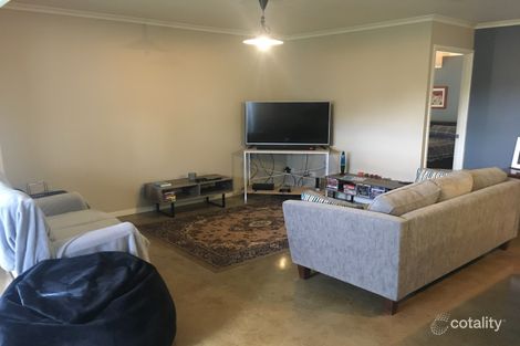 Property photo of 2/41 Shadforth Street Oxley VIC 3678