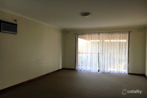 Property photo of 13 Mayfield Drive Mill Park VIC 3082