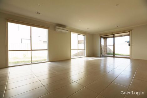 Property photo of 7 Maygrand Avenue Werribee VIC 3030