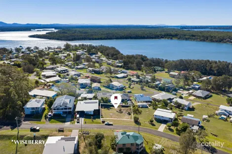 17 Elanora St, Coomba Park, NSW 2428