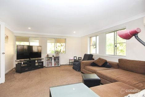 Property photo of 17 Third Avenue Barellan Point QLD 4306