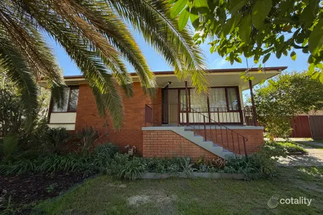 19 Waratah Cres, West Albury, NSW 2640