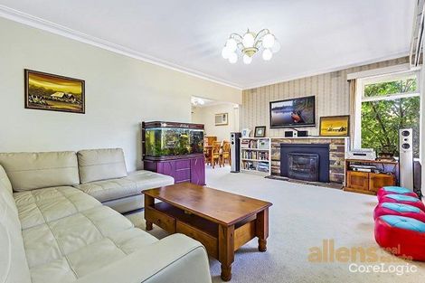 Property photo of 9 Romsey Rise Doncaster East VIC 3109