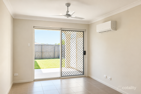 Property photo of 2/28 Honeyeater Crescent Dakabin QLD 4503
