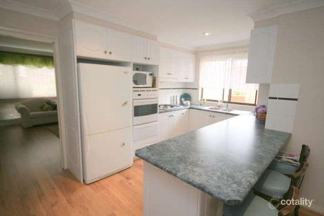 Property photo of 1 Donalbain Circuit Rosemeadow NSW 2560
