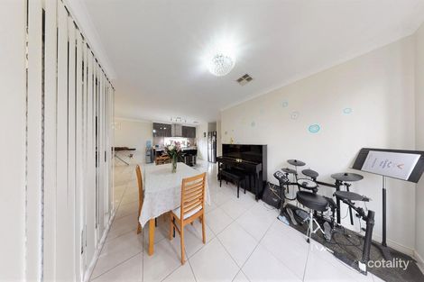 Property photo of 15 Camplin Place Calamvale QLD 4116