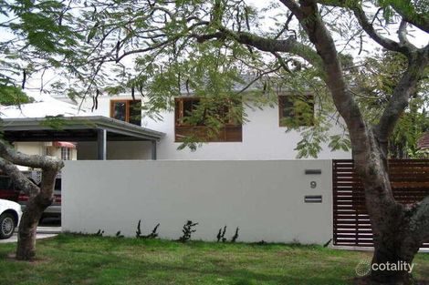 Property photo of 9 Dell Road St Lucia QLD 4067