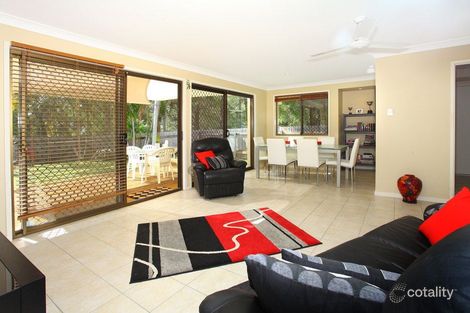 Property photo of 31 Balfour Crescent Highland Park QLD 4211