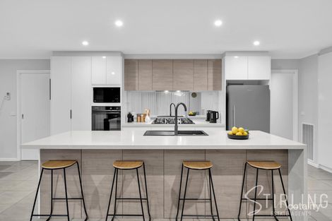 Property photo of 27 Elisa Place Hastings VIC 3915