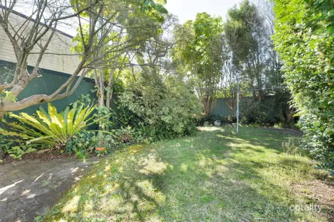 Property photo of 4 Windsor Street Macquarie Fields NSW 2564