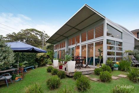 Property photo of 17 Bounty Hill Road Macmasters Beach NSW 2251