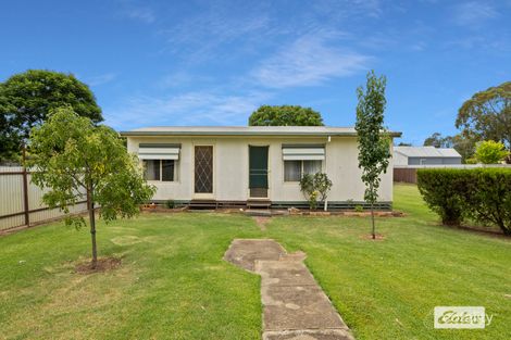 15 Pell St, Howlong, NSW 2643