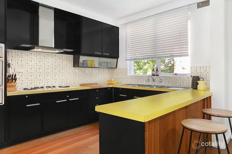 Property photo of 2/22A Kooyong Road Caulfield North VIC 3161