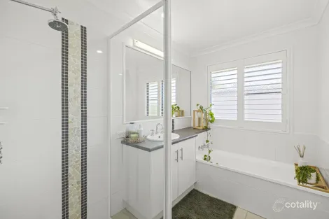 Property photo of 20 Kingfisher Drive Highfields QLD 4352