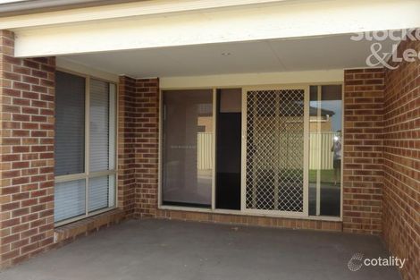 Property photo of 6 Nepeta Way Pakenham VIC 3810