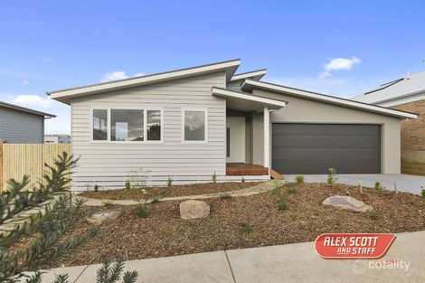 Property photo of 25 Boobook Grove Cowes VIC 3922