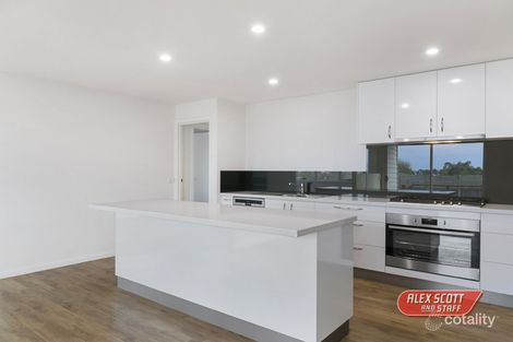 Property photo of 25 Boobook Grove Cowes VIC 3922